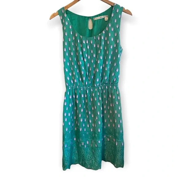 green bird print dress Pastel Green Sleeveless Dress in Hand Block Bird Print – Gulab Chand Trends main image 0